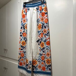 “Real Fun, Wow!” / Anthropologie floral pants - size XXS